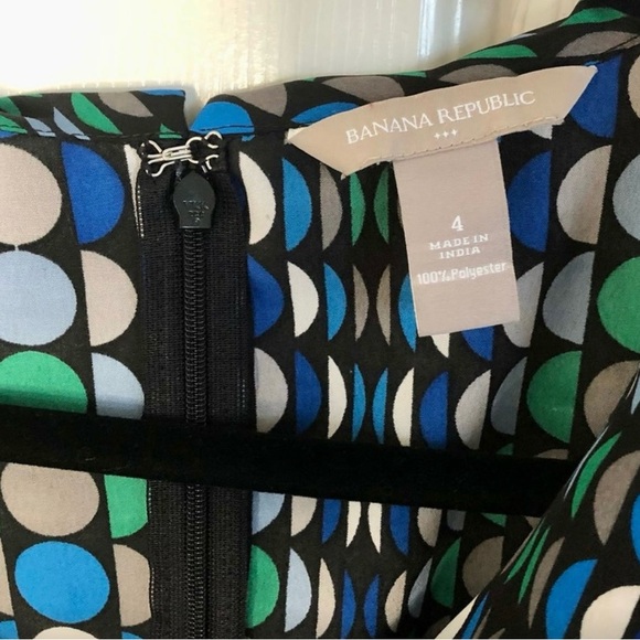 Banana Republic Geometric Circles Print Dressy Tank Top Silky - Size 4 - Picture 4 of 4